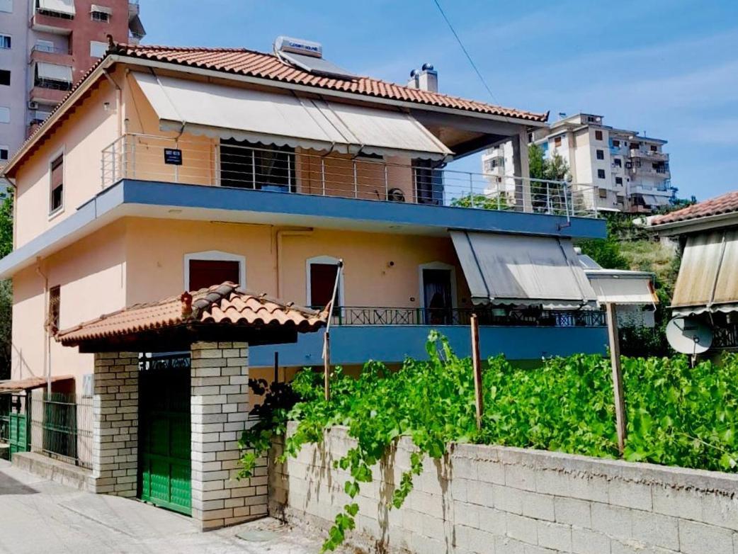 Ferienwohnung George 1 Gjirokastër Exterior foto