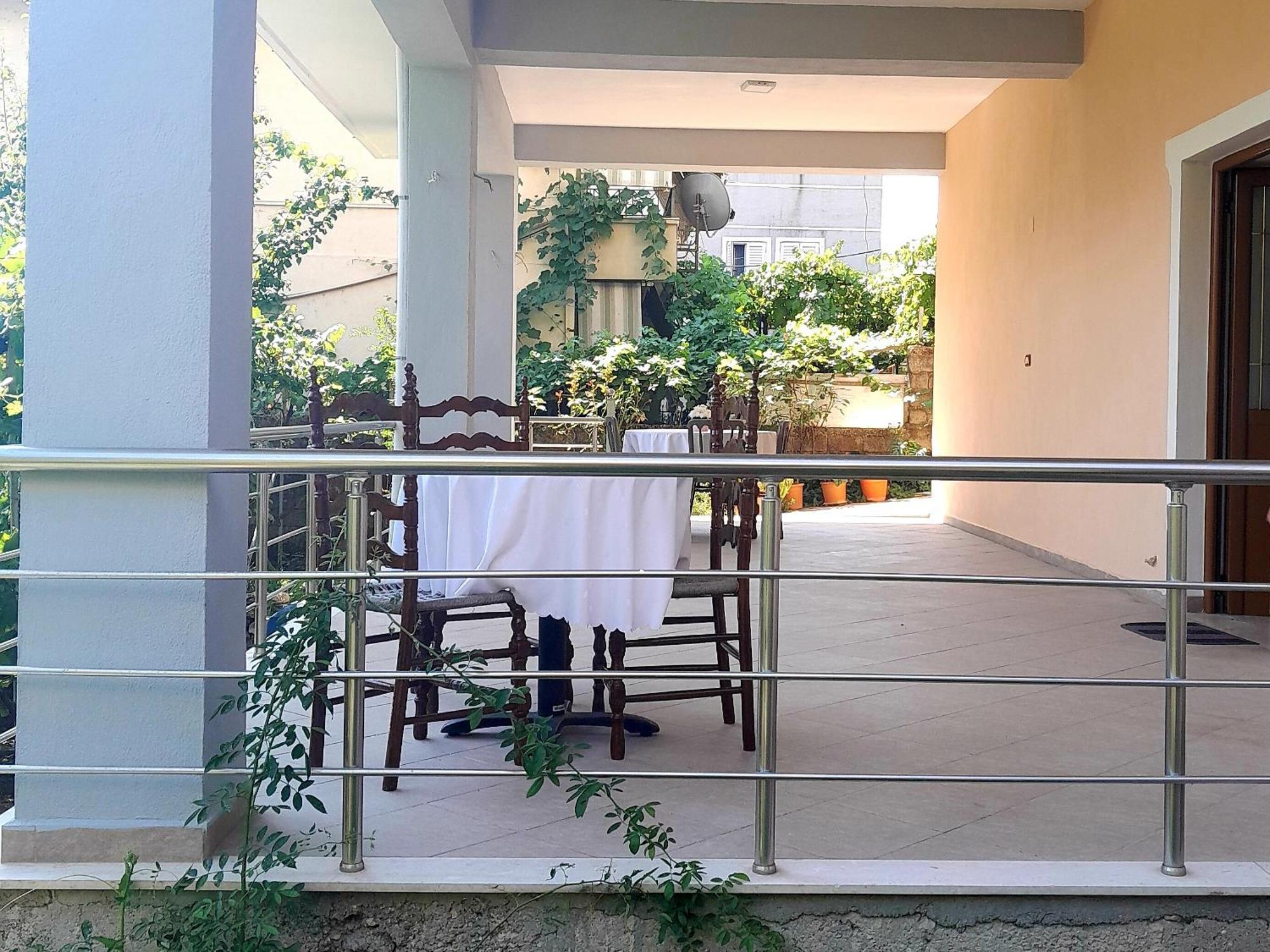 Ferienwohnung George 1 Gjirokastër Exterior foto