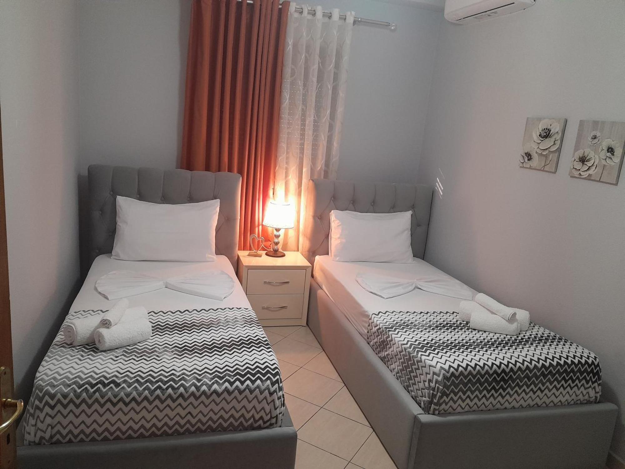 Ferienwohnung George 1 Gjirokastër Zimmer foto